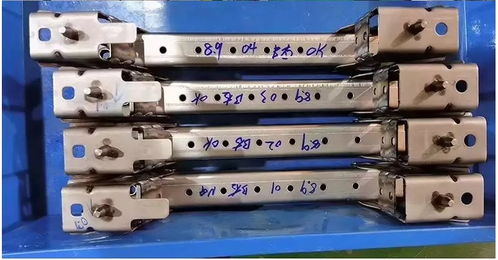 鋁合金電池托盤焊接機器人